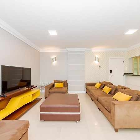 Apto Amplo 1Suite Mais 2Quartos - Quadra Mar 50M Da Praia - Somente Familiares Balneário Camboriú Екстериор снимка