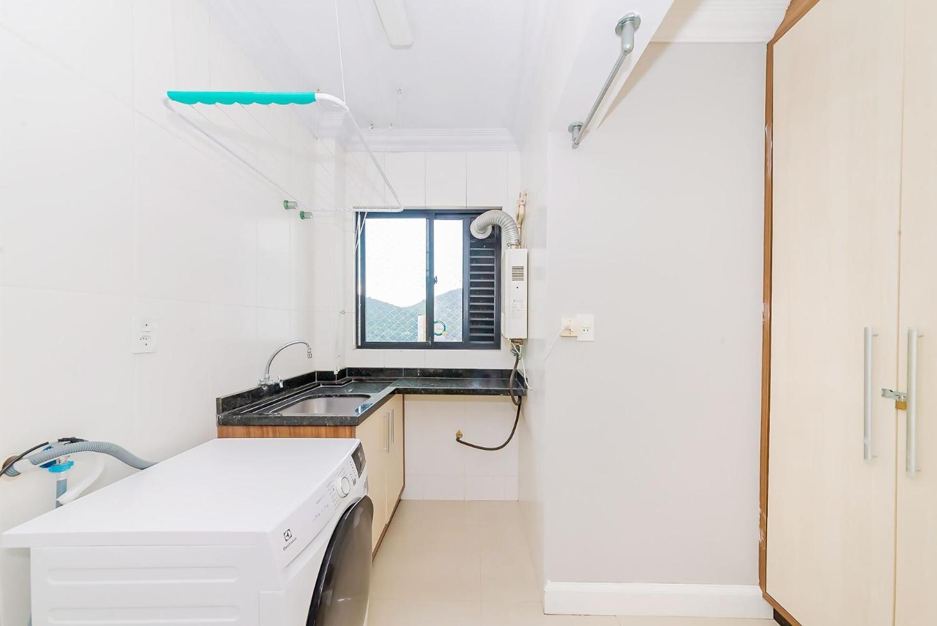 Apto Amplo 1Suite Mais 2Quartos - Quadra Mar 50M Da Praia - Somente Familiares Balneário Camboriú Екстериор снимка