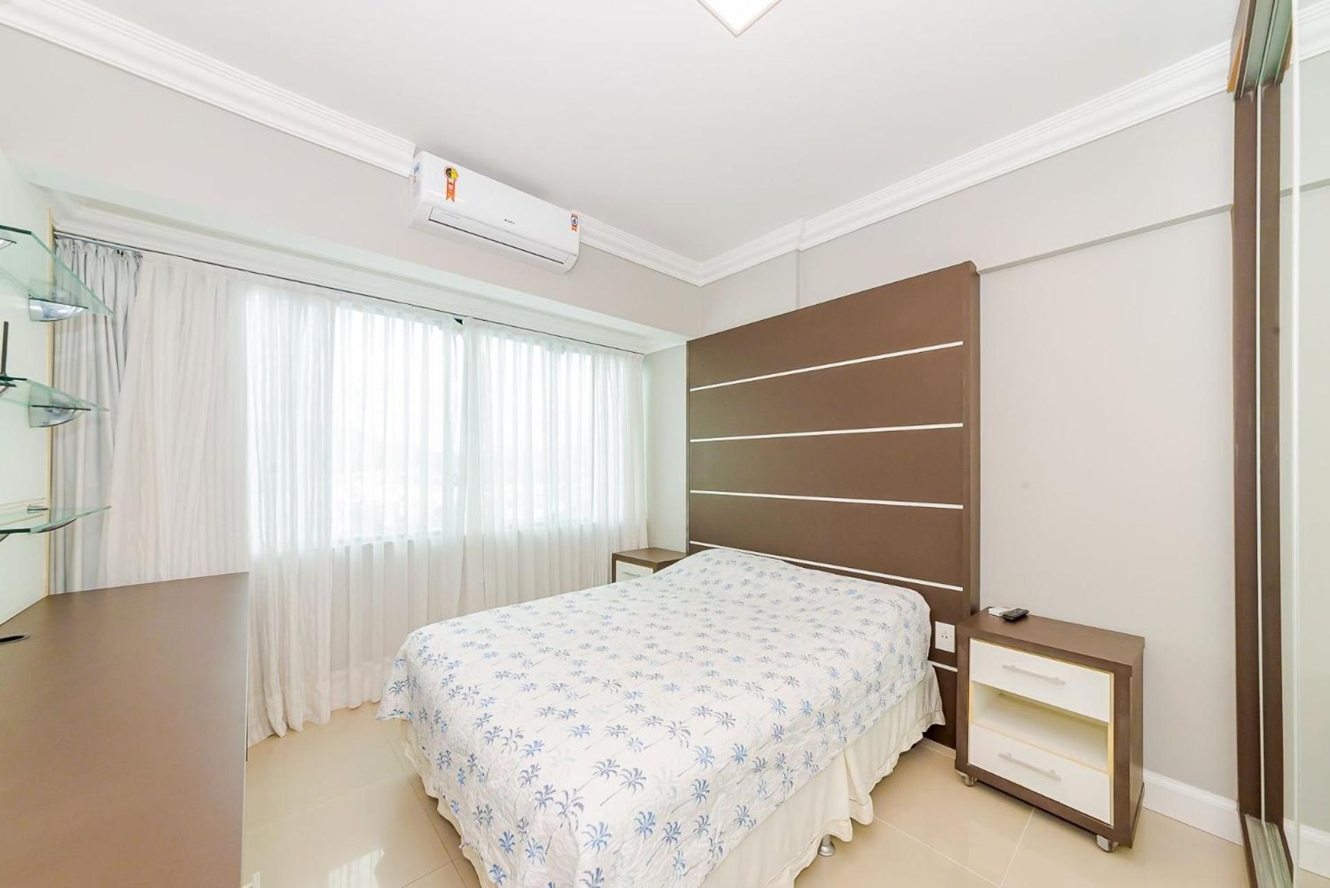 Apto Amplo 1Suite Mais 2Quartos - Quadra Mar 50M Da Praia - Somente Familiares Balneário Camboriú Екстериор снимка