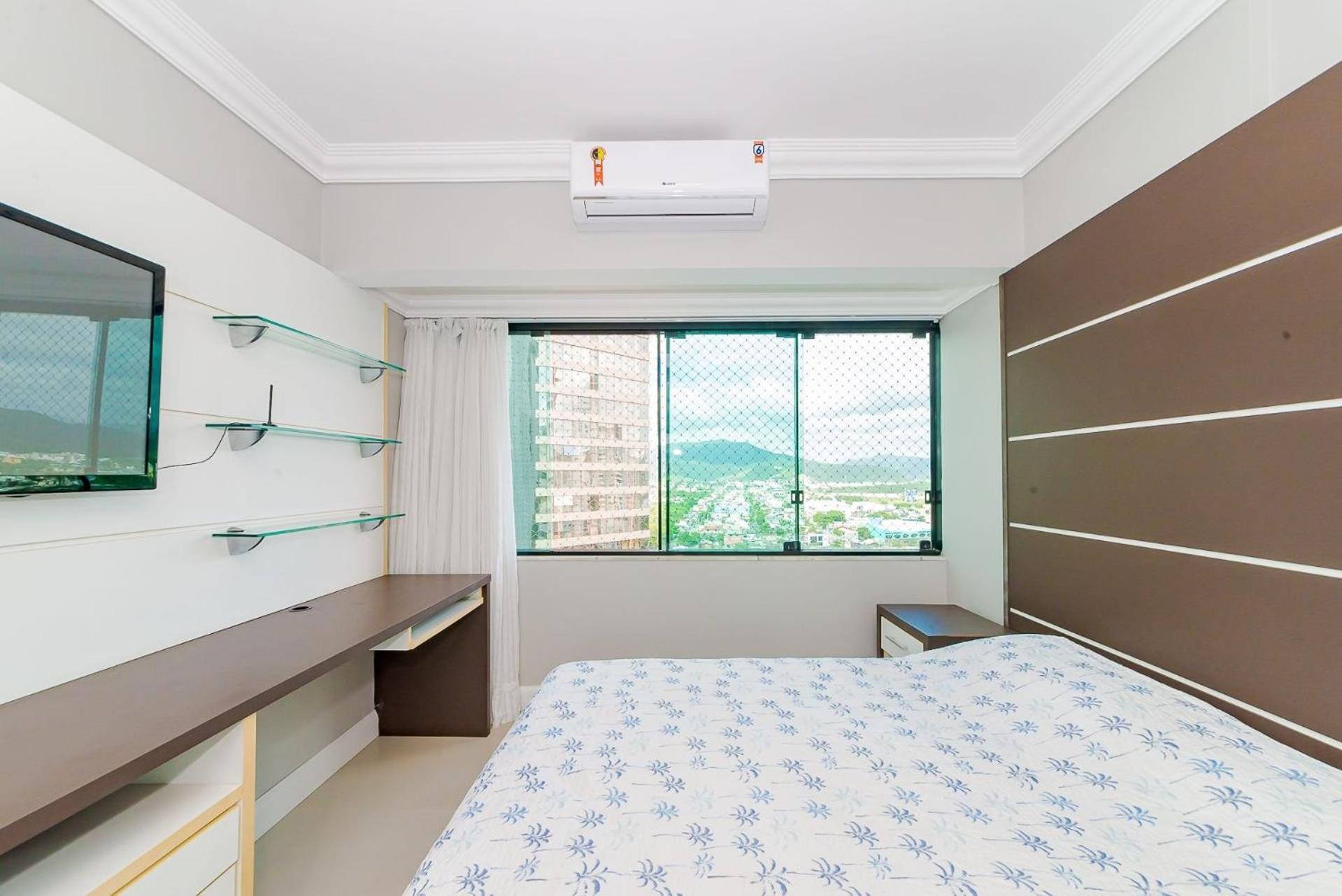 Apto Amplo 1Suite Mais 2Quartos - Quadra Mar 50M Da Praia - Somente Familiares Balneário Camboriú Екстериор снимка
